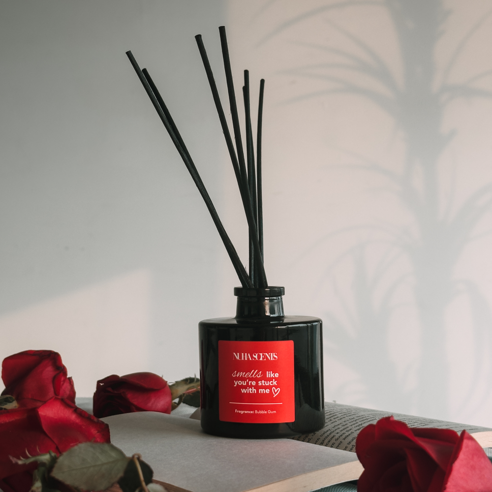 Limited Edition Valentine's Day Scented Reed Diffuser - Bubble Gum